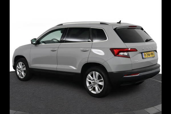 Škoda Karoq 1.0 TSI Business Edition|LED|Camera|Stoelverwarming