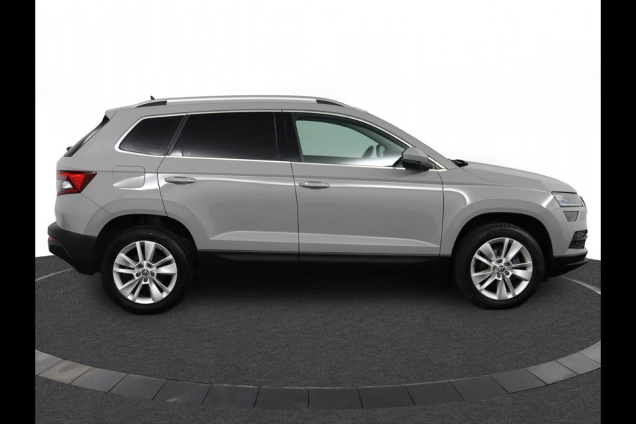 Škoda Karoq 1.0 TSI Business Edition|LED|Camera|Stoelverwarming