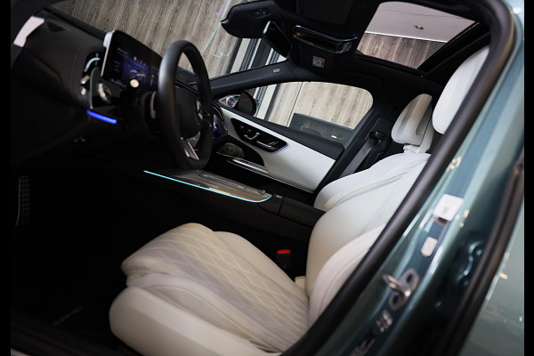 Mercedes-Benz E-Klasse 300 e AMG 53 Look / HYPERSCREEN / Massage / Burmester 4D / Head Up / 360 Camera / Acc / Open Pano / 20 Inch