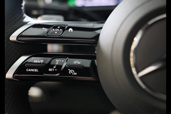 Mercedes-Benz E-Klasse 300 e AMG 53 Look / HYPERSCREEN / Massage / Burmester 4D / Head Up / 360 Camera / Acc / Open Pano / 20 Inch