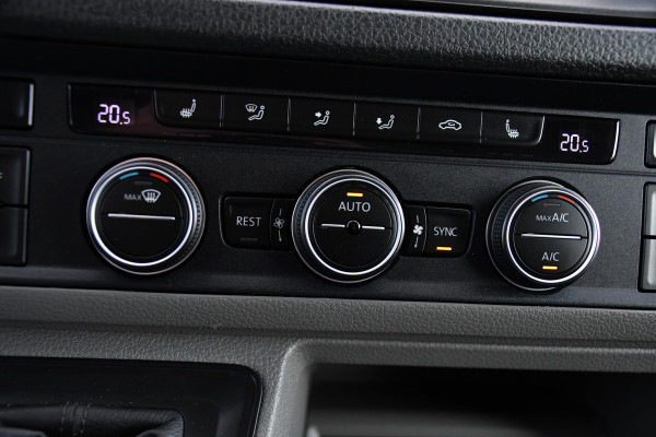 MAN TGE 2.0 L3H3 PB Edition Camera, Cruise, Carplay, LED, Clima, Stoelverwarming, Trekhaak, 140pk, Sensoren, Leder, Uniek!