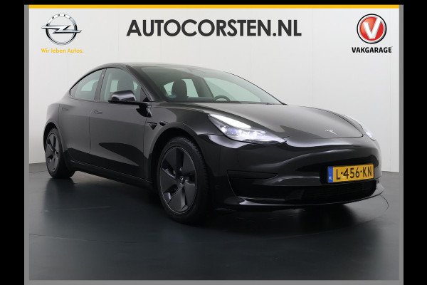 Tesla Model 3 RWD SR+ NW Model 60kWh LFP 283PK Warmtepomp Elektr.A-klep Sentry Mode Stoel+Bankverwarmd FSD 18" Premium Luidspr. AutoPilot Leer Navi LED Comfortstoelen ACC DAB Keyless en Voorverwarmen interieur via App One-Pedal-Drive Origineel Nederlandse auto Garantie Accu/Motor tot 14-06-2029 max 160.000km