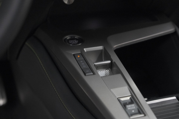 Peugeot 308 SW 1.2 Hybrid 136 e-DCS6 GT | Camera | Adaptieve Cruise Control | Apple Carplay