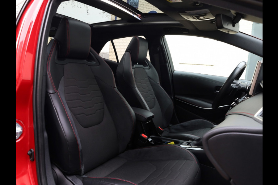 Toyota Corolla 2.0 Hybrid Executive | Panoramadak | Leder/Alcantara | JBL