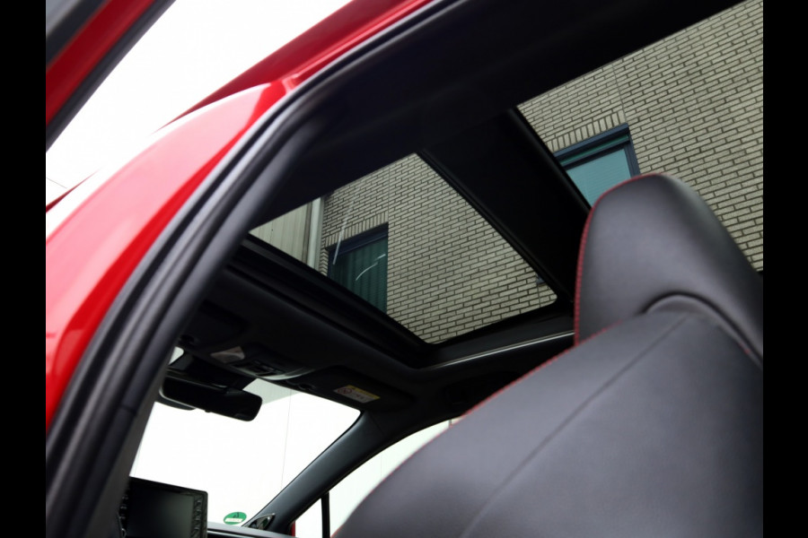 Toyota Corolla 2.0 Hybrid Executive | Panoramadak | Leder/Alcantara | JBL