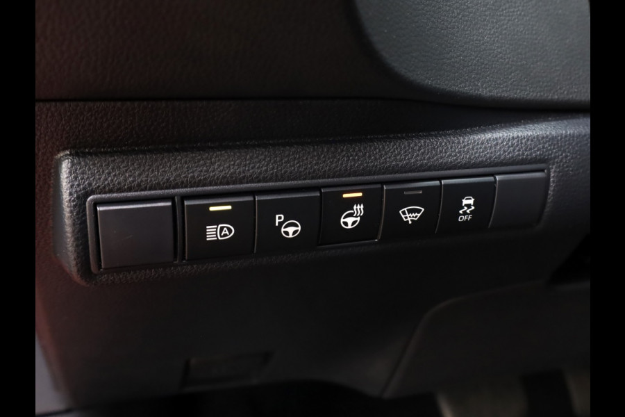 Toyota Corolla 2.0 Hybrid Executive | Panoramadak | Leder/Alcantara | JBL