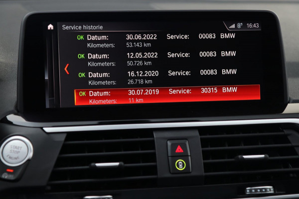 BMW X3 XDrive20i / PANO / HUD / ACC / MEMORY / KEYLESS / DEALER SERVICE!