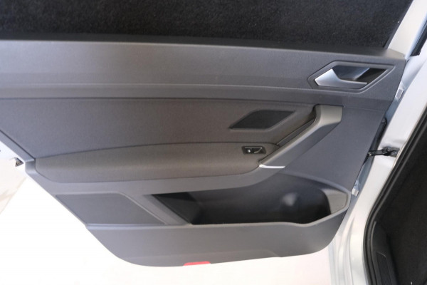 Volkswagen Touran 2.0 TDI 150 PK DSG > Grijskenteken < - Airco, Cruise, Navi, PDC.