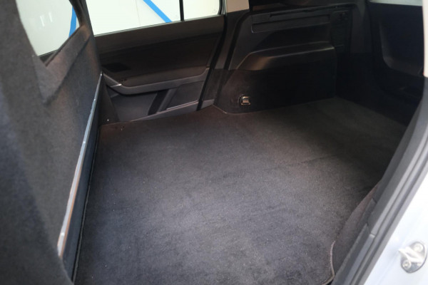Volkswagen Touran 2.0 TDI 150 PK DSG > Grijskenteken < - Airco, Cruise, Navi, PDC.