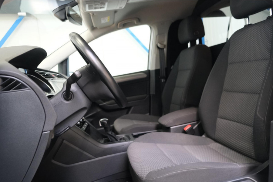 Volkswagen Touran 2.0 TDI 150 PK DSG > Grijskenteken < - Airco, Cruise, Navi, PDC.