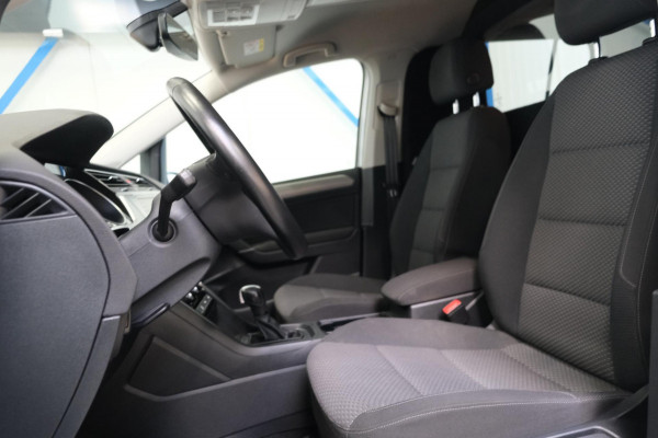 Volkswagen Touran 2.0 TDI 150 PK DSG > Grijskenteken < - Airco, Cruise, Navi, PDC.