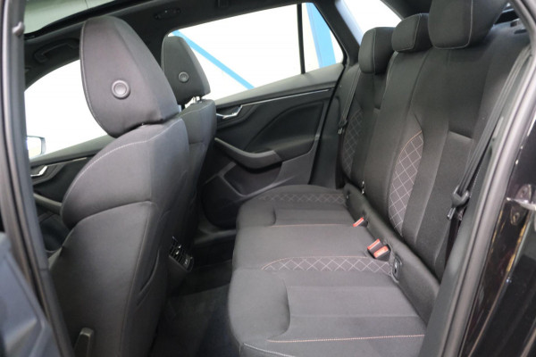 Škoda Kamiq 1.0 TSI Ambition Automaat - N.A.P. Airco, Cruise, Navi, Pano.