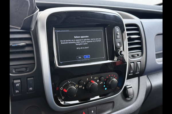 Opel Vivaro D126PK Dubbele Cabine 5-Persoons L2H1 Trekhaak Camera Navi Airco Cruise Control Pdc Sport EcoFlex 1.6CDTI Euro 6 Betonplex Vloer Wandbetimmering Schuifdeur Regen-Lichtsensor 1e Eigenaar Origineel Nederlandse Auto Dealeronderhouden 2.000kg trekvermogen