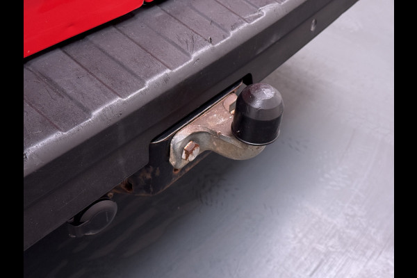 Opel Vivaro D126PK Dubbele Cabine 5-Persoons L2H1 Trekhaak Camera Navi Airco Cruise Control Pdc Sport EcoFlex 1.6CDTI Euro 6 Betonplex Vloer Wandbetimmering Schuifdeur Regen-Lichtsensor 1e Eigenaar Origineel Nederlandse Auto Dealeronderhouden 2.000kg trekvermogen