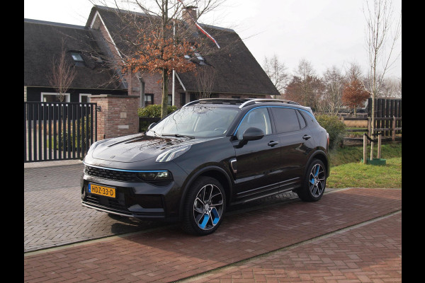 Lynk & Co 01 1.5 | Panoramadak | 360 Camera | Apple Carplay | Sfeerverlichting |