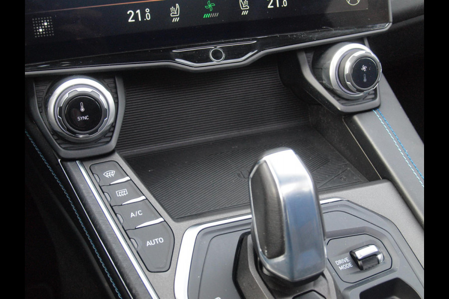 Lynk & Co 01 1.5 | Panoramadak | 360 Camera | Apple Carplay | Sfeerverlichting |