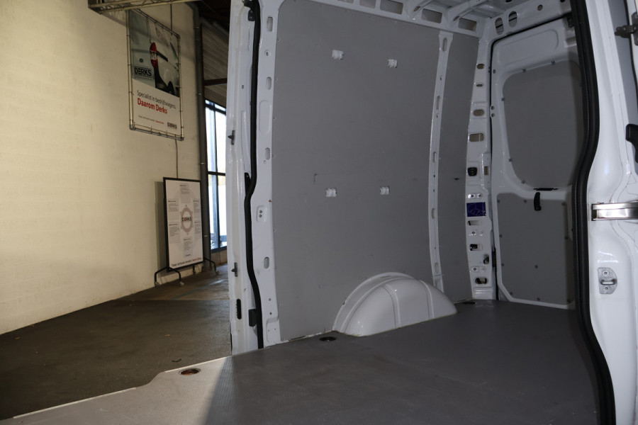 Iveco Daily 35S21 3.0 210pk Hi-Matic Automaat Luchtvering Standkachel Led