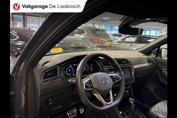 Volkswagen Tiguan 1.4 TSI eHybrid R-Line Business+,navi,pano,IQ light,trekhaak,camera,