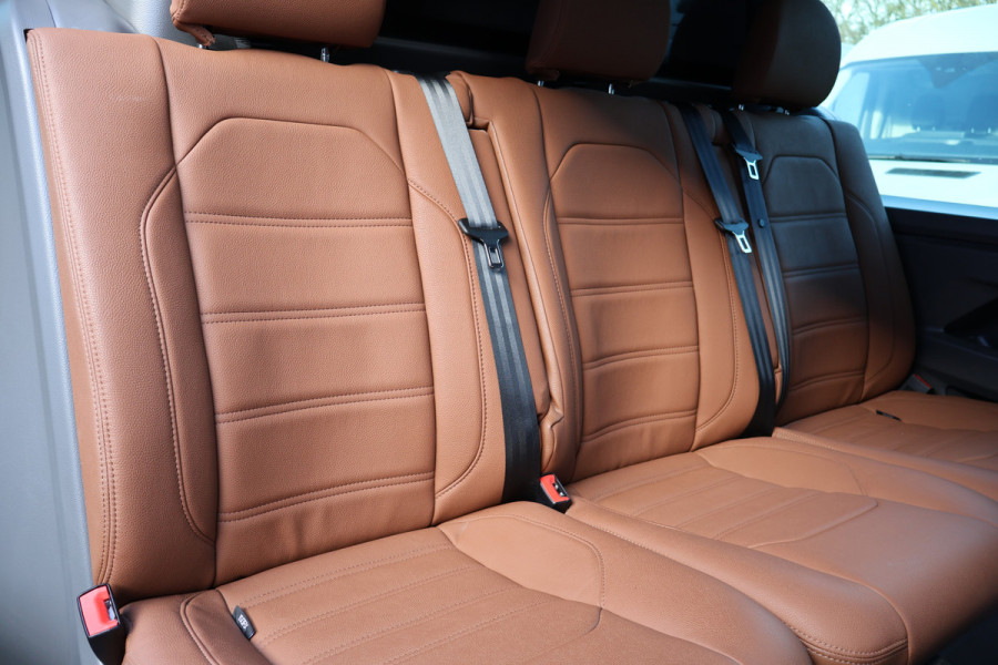 Volkswagen Transporter 2.0 TDI 204pk L2 H1 DC Bulli Automaat Leer