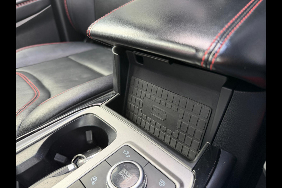 Ford Explorer 3.0 V6 EcoBoost PHEV ST-Line 7 persoon