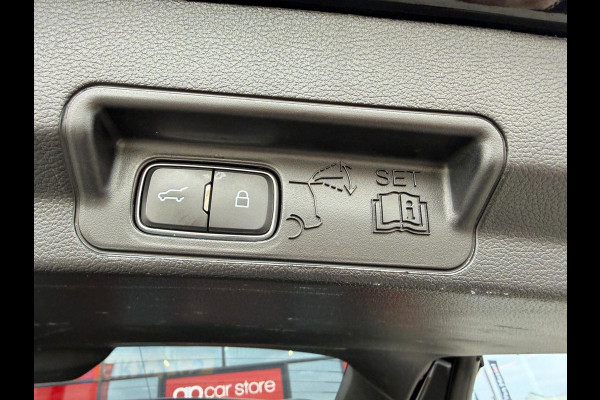 Ford Explorer 3.0 V6 EcoBoost PHEV ST-Line 7 persoon