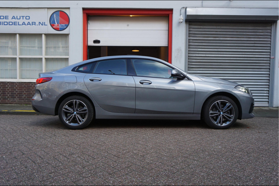 BMW 2 Serie Gran Coupé 218i | Panoramadak | Leer | Sportstoelen | M-Sport accenten | Verwarmd Sportstuur | Stoelverwarming | BMW onderhouden | 2/2026 beurt gehad |