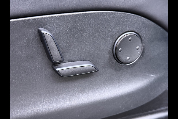 Tesla Model X 100D 20" Trekhaak Leder Luchtvering Adaptive Cruise AutoPilot Panoramadak Vleugeldeuren Camera's Elektr.Stoelen/Stuur+Verwarmd+G Adaptieve koplampen Lmv 20" Led Elektr.-Achterklep Bordherkenning Verwarmde Sproeiers-bladen Carbon Sentry Mode Valet mode 2250 kg Trekvermogen! € 124.700 nieuw !