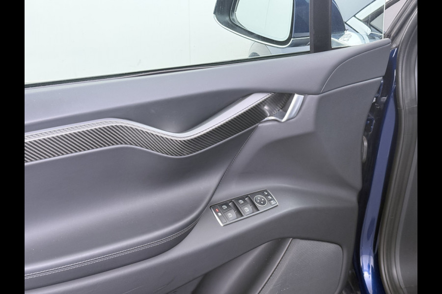 Tesla Model X 100D 20" Trekhaak Leder Luchtvering Adaptive Cruise AutoPilot Panoramadak Vleugeldeuren Camera's Elektr.Stoelen/Stuur+Verwarmd+G Adaptieve koplampen Lmv 20" Led Elektr.-Achterklep Bordherkenning Verwarmde Sproeiers-bladen Carbon Sentry Mode Valet mode 2250 kg Trekvermogen! € 124.700 nieuw !