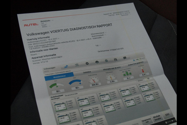 Volkswagen ID.4 First 77 kWh | SOH 90 % | Camera | Trekhaak | Sfeerverlichting | Apple Carplay |