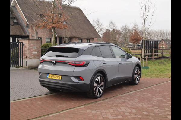 Volkswagen ID.4 Family 77 kWh | Panoramadak | Camera | Sfeerverlichting | Apple Carplay | Cruise Control |
