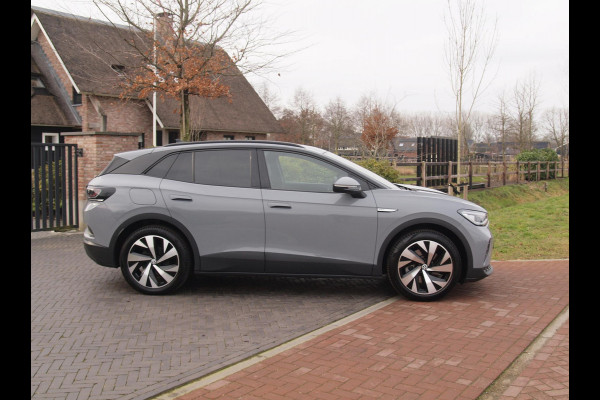 Volkswagen ID.4 Family 77 kWh | Panoramadak | Camera | Sfeerverlichting | Apple Carplay | Cruise Control |