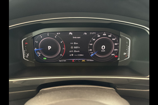 Volkswagen Tiguan 1.5 TSi 150pk DSG Highline Business R-Line CAMERA/VIRTUAL/20INCH/ORYX WHITE PEARL