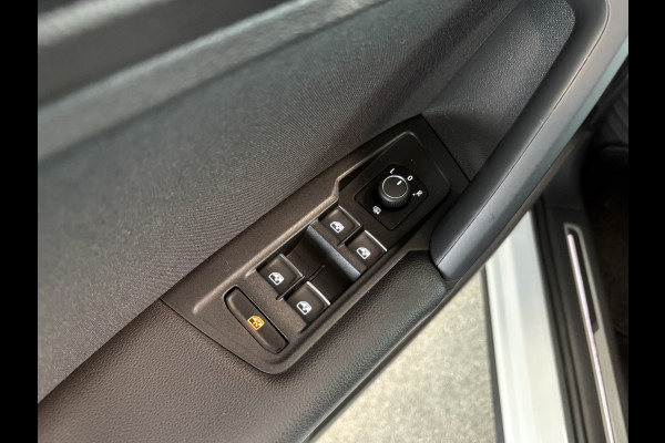 Volkswagen Tiguan 1.5 TSi 150pk DSG Highline Business R-Line CAMERA/VIRTUAL/20INCH/ORYX WHITE PEARL