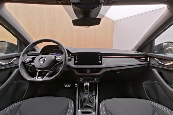 Škoda SCALA 1.0 TSI Monte Carlo / PANORAMA / ELEKTRISCHE ACHTERKLEP ETC..