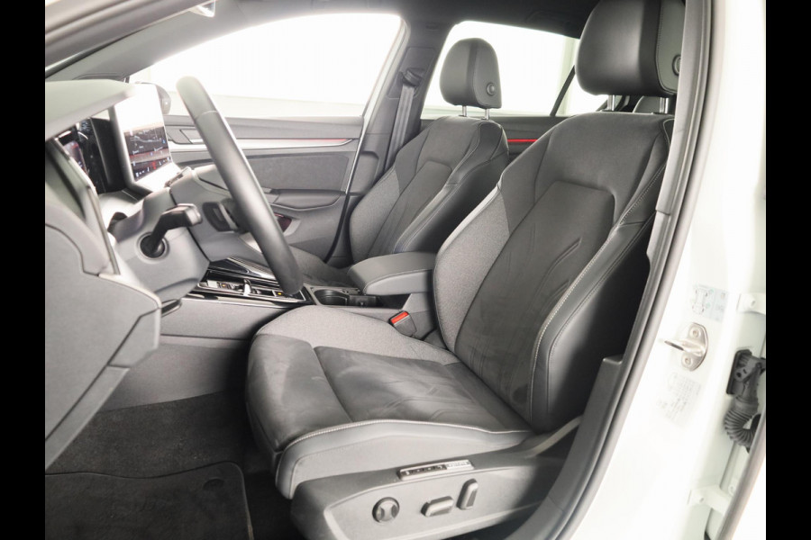 Volkswagen Golf 1.5 eHybrid 50 Edition 204 PK | Automaat (DSG) | Navigatie | Camera | 18 Inch | Verlengde garantie