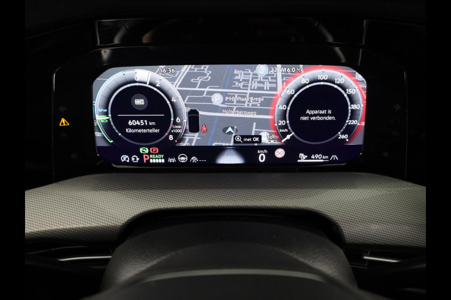 Volkswagen Golf 1.5 eHybrid 50 Edition 204 PK | Automaat (DSG) | Navigatie | Camera | 18 Inch | Verlengde garantie