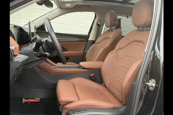 Škoda Kodiaq 1.5 TSI PHEV Plug-in Panorama Stoel-/stuur verwarming head-up Trekhaak camera V+A Memory seats Carplay