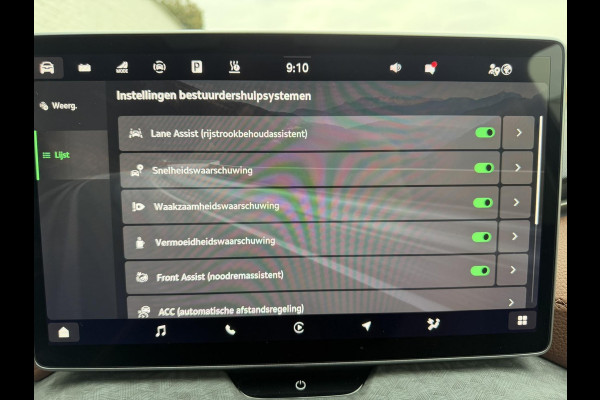 Škoda Kodiaq 1.5 TSI PHEV Plug-in Panorama Stoel-/stuur verwarming head-up Trekhaak camera V+A Memory seats Carplay