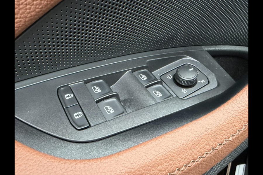 Škoda Kodiaq 1.5 TSI PHEV Plug-in Panorama Stoel-/stuur verwarming head-up Trekhaak camera V+A Memory seats Carplay