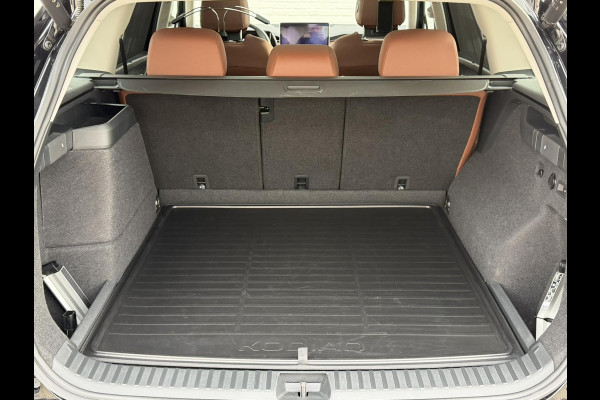 Škoda Kodiaq 1.5 TSI PHEV Plug-in Panorama Stoel-/stuur verwarming head-up Trekhaak camera V+A Memory seats Carplay