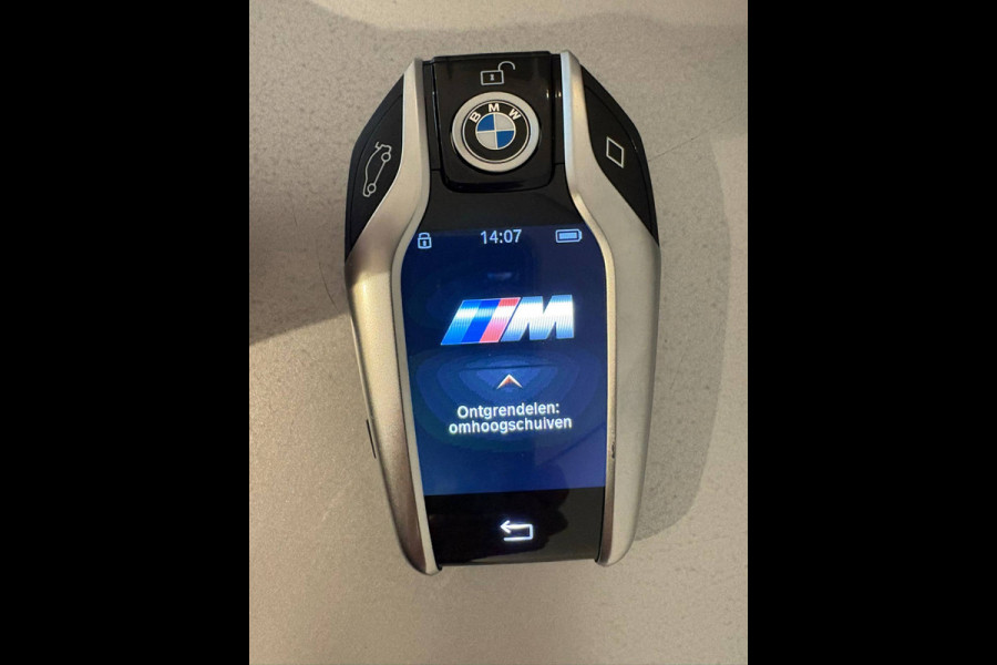 BMW X3 M40i xDrive High Executive M Sport 360pk/265kW Automaat | BTW | M-sportstoelen | Panoramadak | 21 inch | BMW Laser | HUD | Winterset inbegrepen etc. etc.