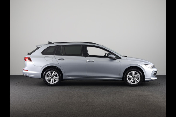 Volkswagen Golf variant Life Business 1.5 TSI 85 kW / 116 pk Variant 6 ver Navigatie | Extra getint glas | Verlengde garantie