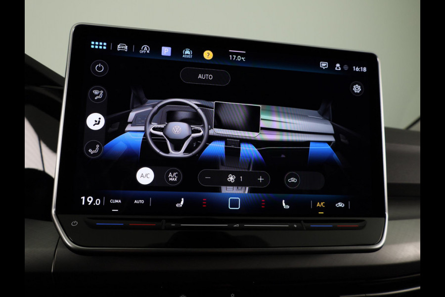 Volkswagen Golf variant Life Business 1.5 TSI 85 kW / 116 pk Variant 6 ver Navigatie | Extra getint glas | Verlengde garantie