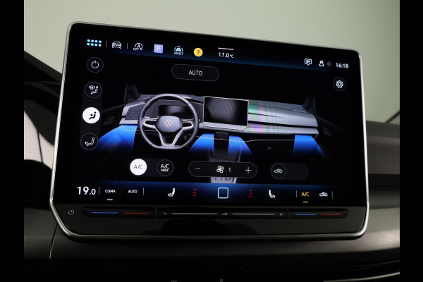 Volkswagen Golf variant Life Business 1.5 TSI 85 kW / 116 pk Variant 6 ver Navigatie | Extra getint glas | Verlengde garantie