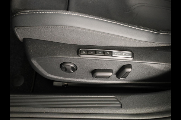 Volkswagen Golf variant Life Business 1.5 TSI 85 kW / 116 pk Variant 6 ver Navigatie | Extra getint glas | Verlengde garantie