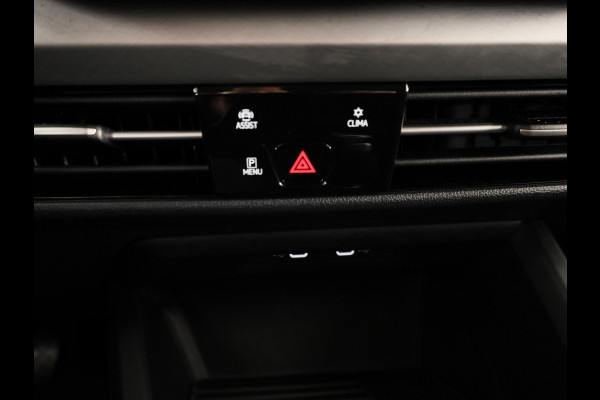 Volkswagen Golf variant Life Business 1.5 TSI 85 kW / 116 pk Variant 6 ver Navigatie | Extra getint glas | Verlengde garantie