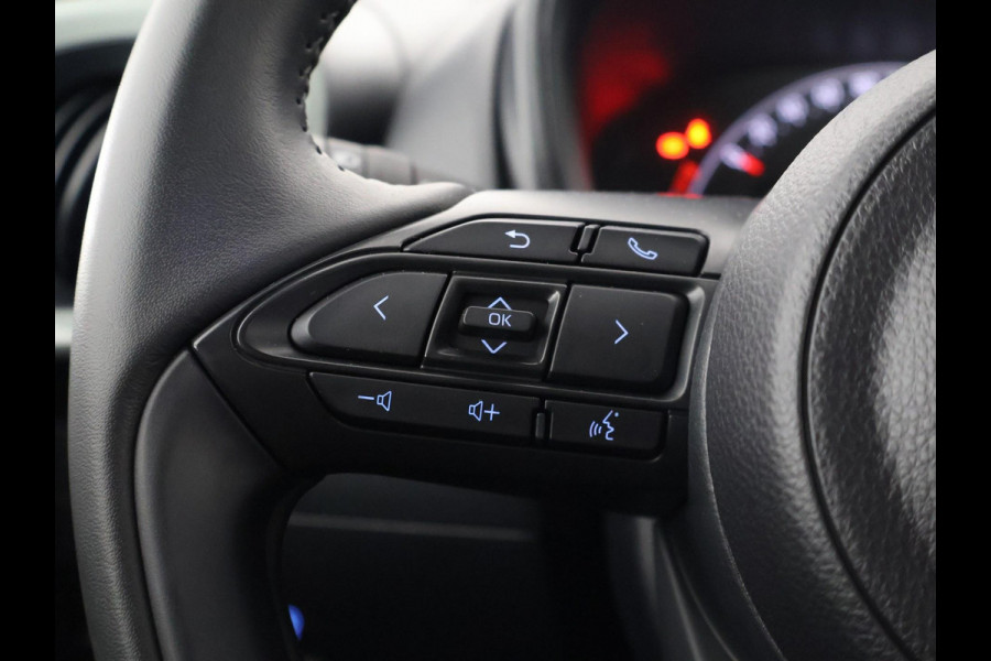 Toyota Aygo X 1.0 VVT-i PULSE PACK BI-TONE GARANTIE 3-2035! CARPLAY NAVI.STOELVERWARMING. ADAPTIVE CRUISE CONTROLL