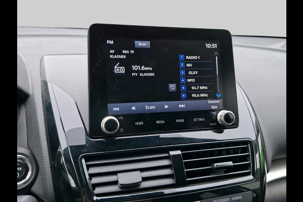 Mitsubishi Eclipse Cross 2.4 PHEV Intense Deze auto is reeds binnen en kunt U ALS EERSTE bezichtigen! Fabrieksgarantie tot 2030!