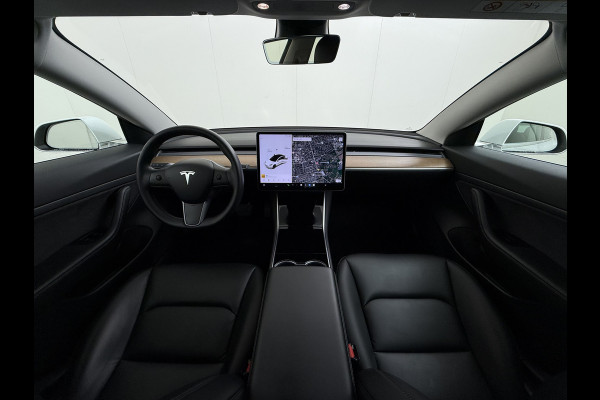 Tesla Model 3 RWD SR plus LFP Accu AutoPilot Leder Panoramadak Adaptive-Cruise Camera's Elektr.-Stuur+Stoelen+Spiegels+Geheugen+Easy-Entry+Ver Navi LED DAB Voorverwarmen Keyless One-Pedal-Drive Lmv 18" SOH 90% 1e Eigenaar Origineel Nederlandse Auto