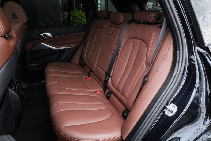 BMW X5 xDrive45e High Executive - M Sport | Panorama | Luchtvering | Memory | HUD